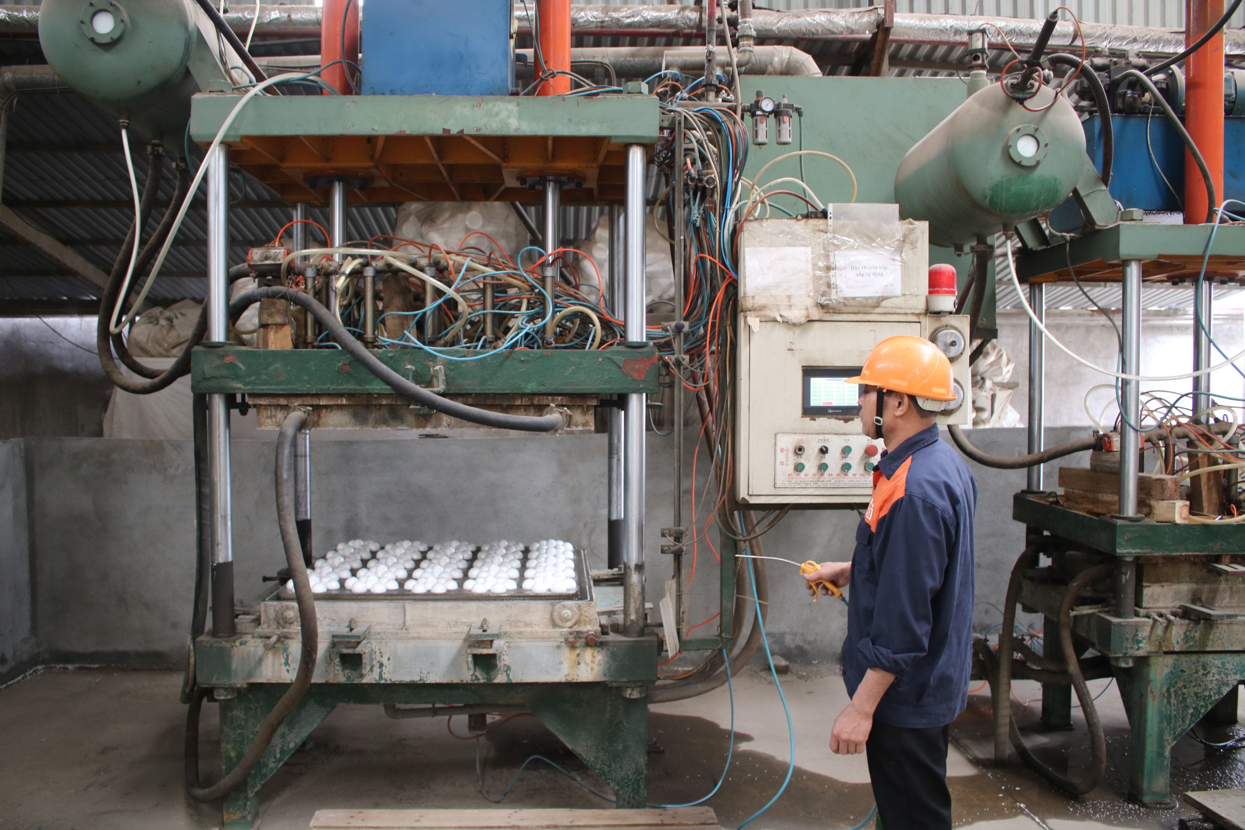 Máy tạo khuôn xốp